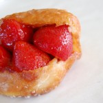 Fresh Strawberry Donut (2) Fresh Strawberry Stuffed Donut