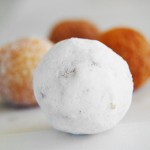 Powder Sugar Donut Holes Powdered Sugar Coated Cake Donut Holes
